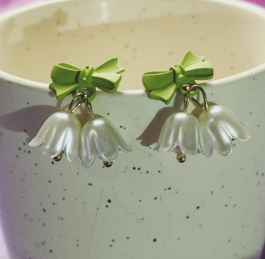 Bell & Bow charm Earrings